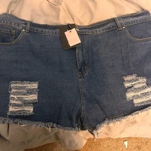 Pretty little thing shorts